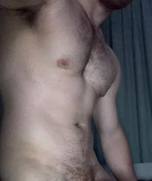 My girlfriend doesn’t like it shaved 😉 by fit_boy_nz