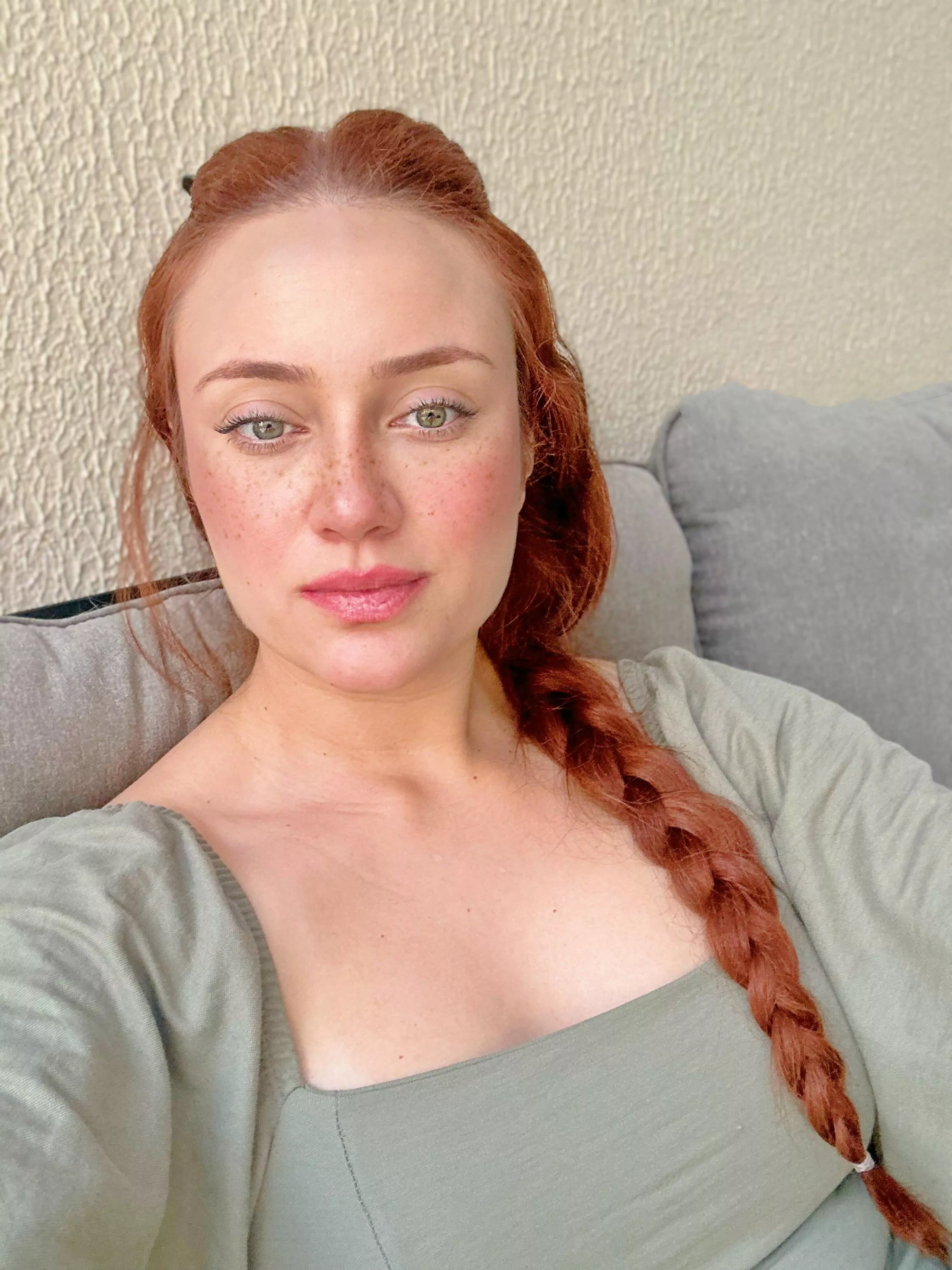 No makeup to show my freckles today [f] posted by Puzzled_MJ