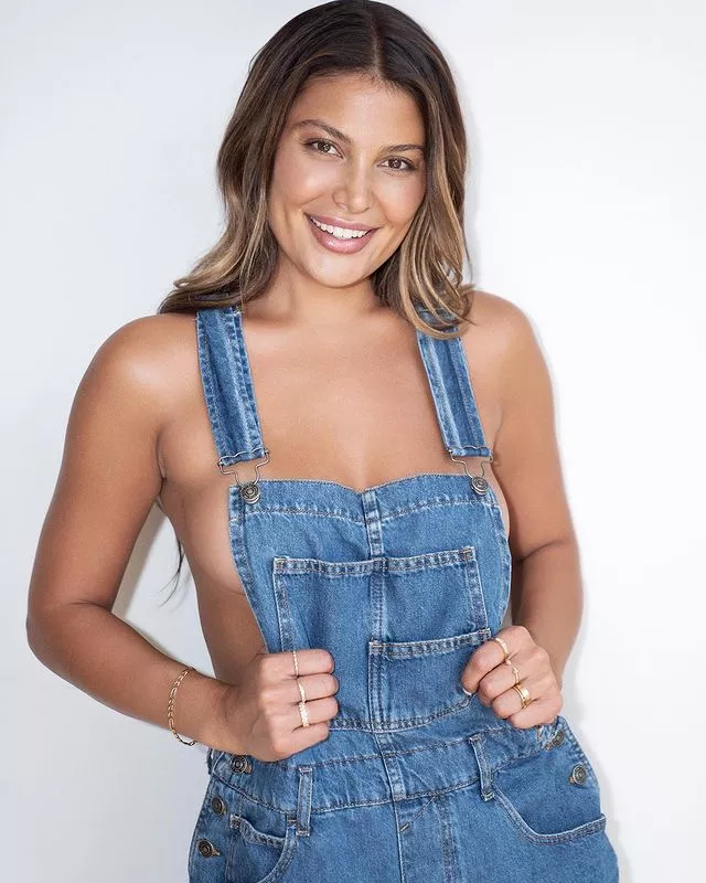 Carly Diamond Stone posted by snappleman78