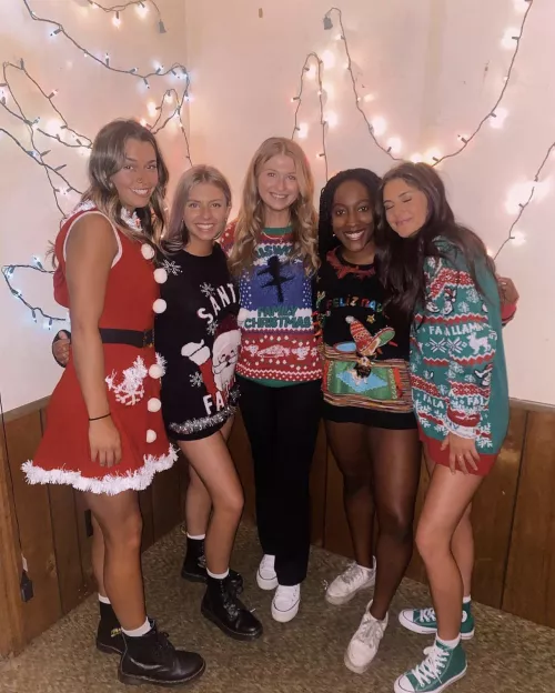 Christmas party by BingB0ngBoi