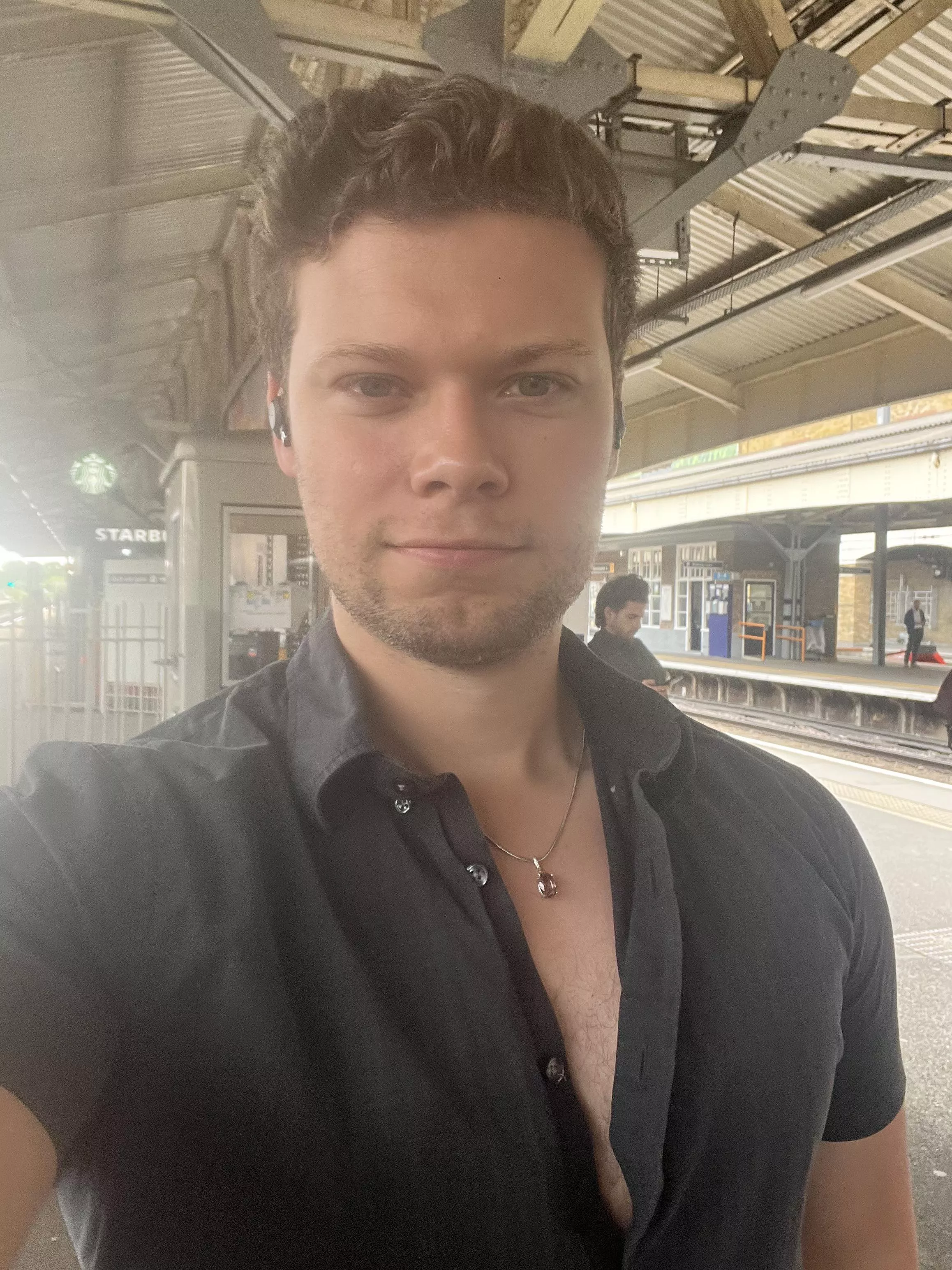 En route to meet the new boss at work 😬 posted by The_Ollicle