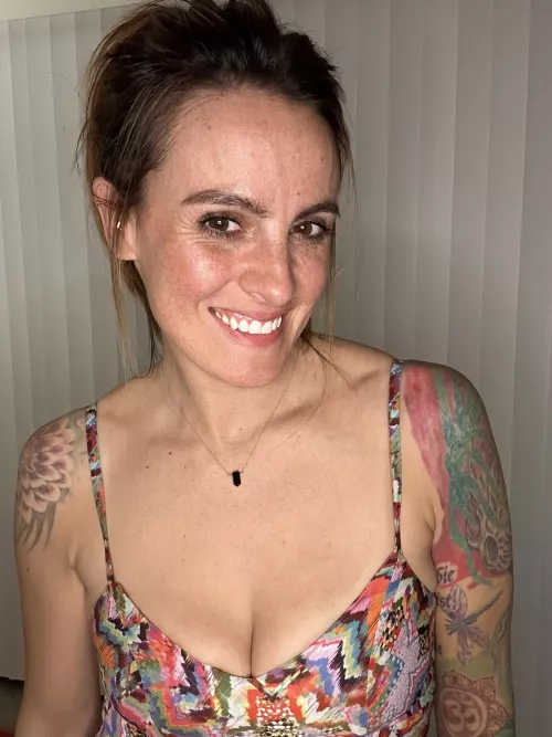 [f] Good morning handsome. by Tay-Rae773