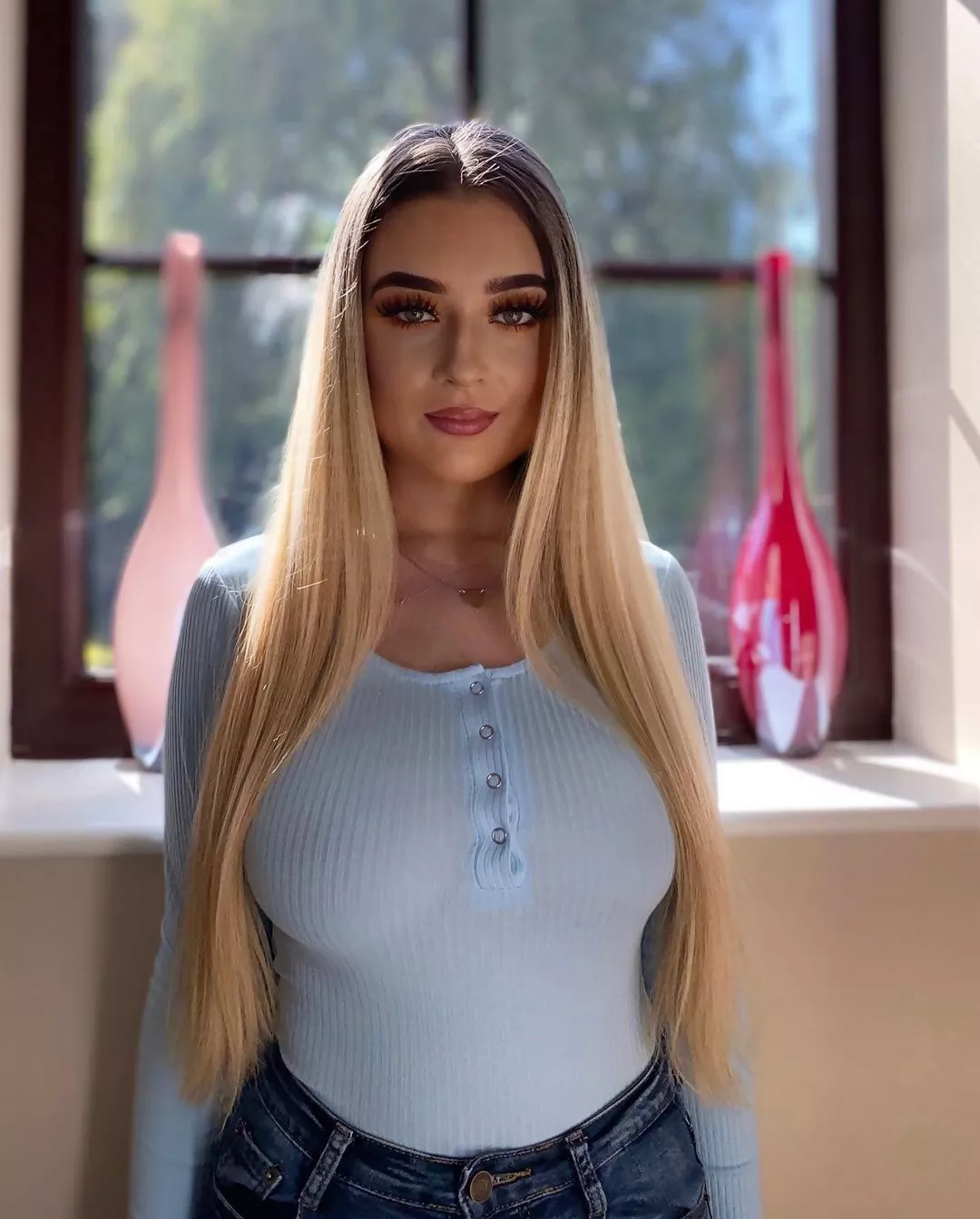 Fuck 🤤 posted by sotonguy123