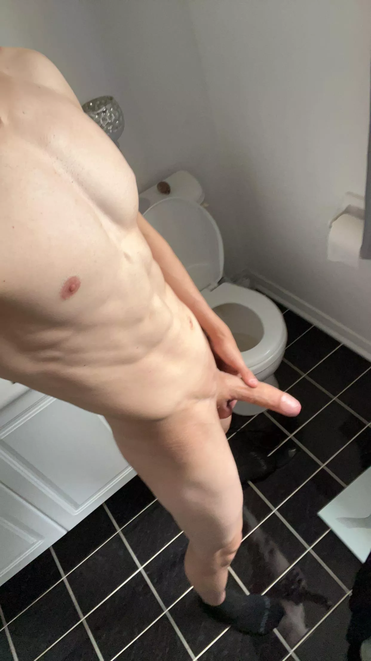 I guess what they say about skinny guys is true posted by 95throwawayx