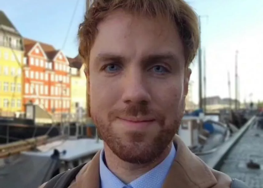 I was left so broken after all the lies, backstabbing and mental abuse from the guy I cared for the most, I came to realize I'm unlovable. I'll likely never have a partner or close friends. Loyalty is not appreciated anymore. Took this photo after I bu posted by Henrik_Muspell