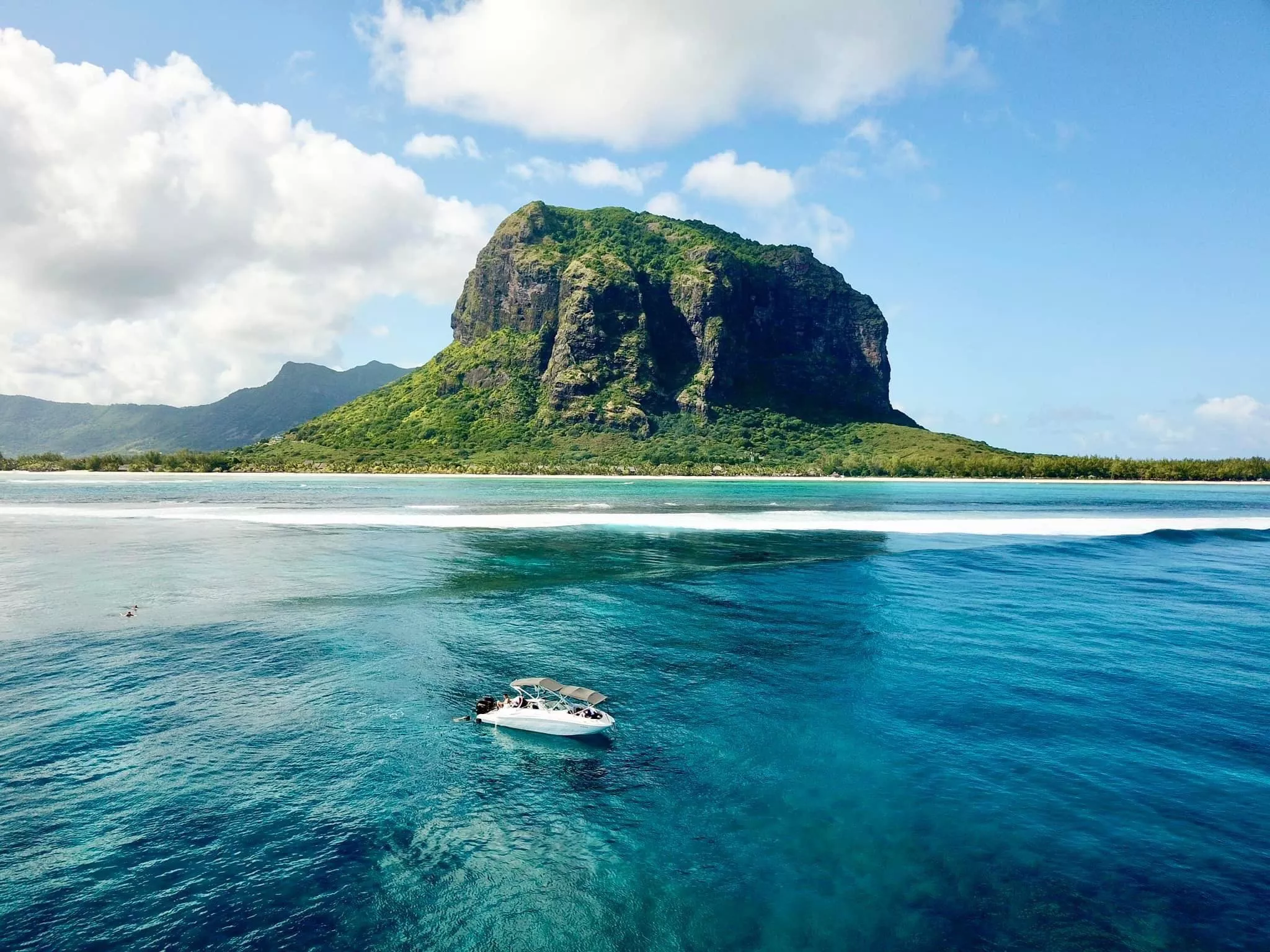 Le morne Mauritius posted by rossey260