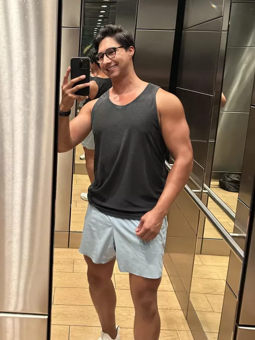 Moving on from my ex and I’m feeling good ☺️ by Gpardo93