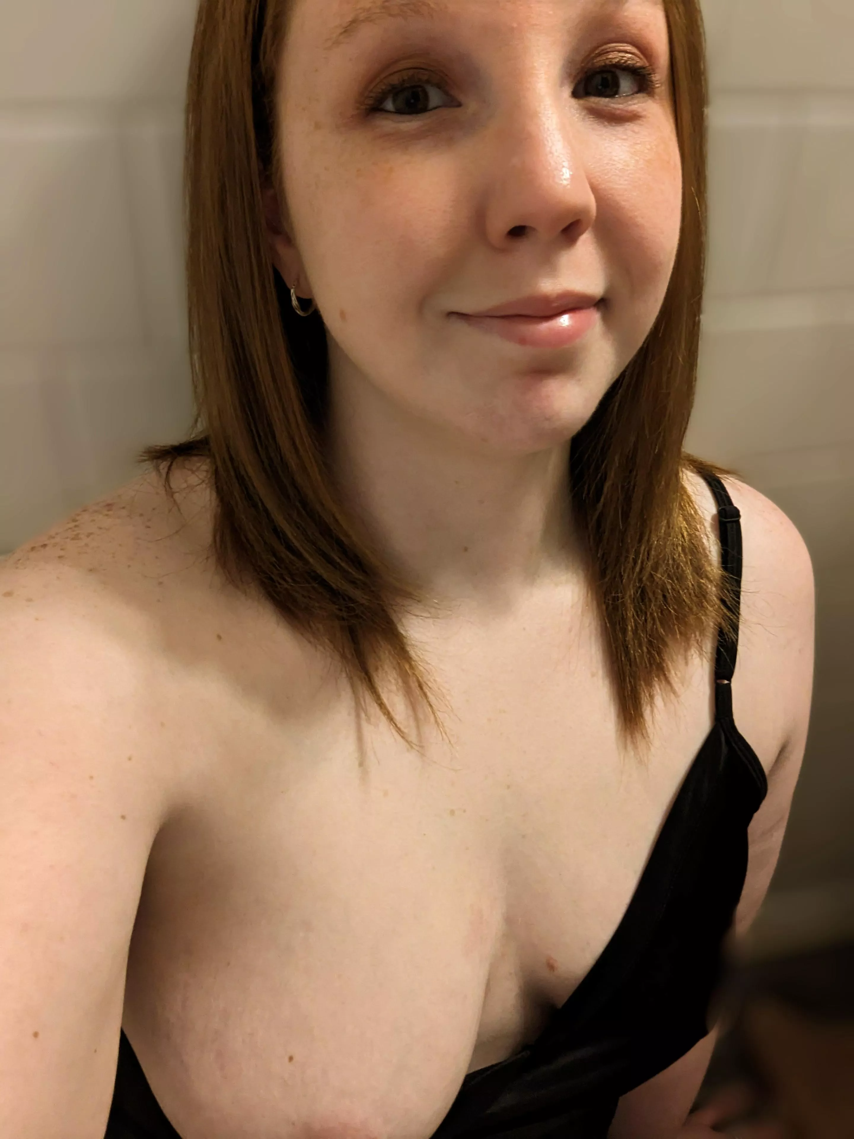 Over the shoulder freckles posted by Royal_Scratch_4862