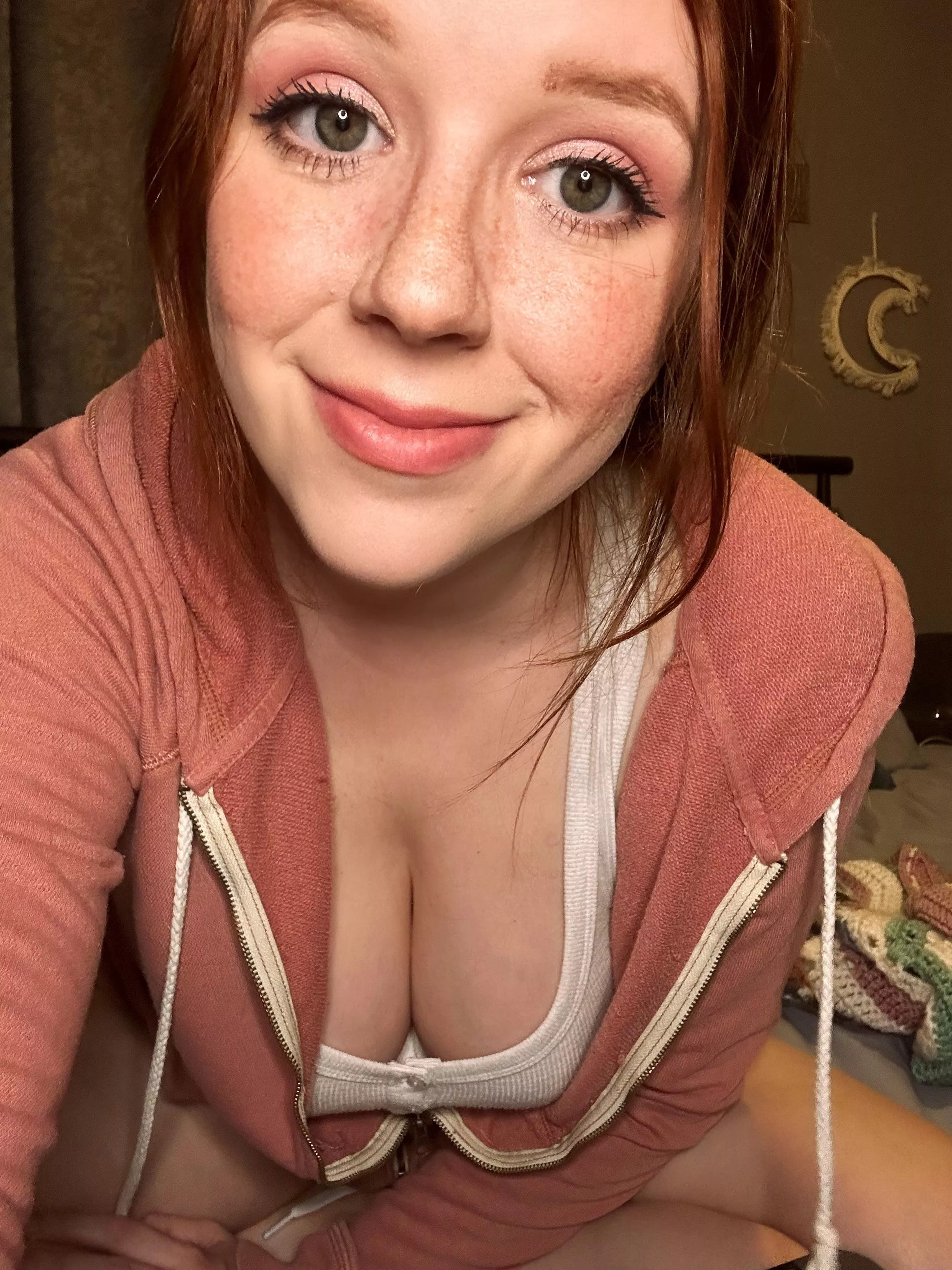 Caught you staring! [F] posted by snildeep