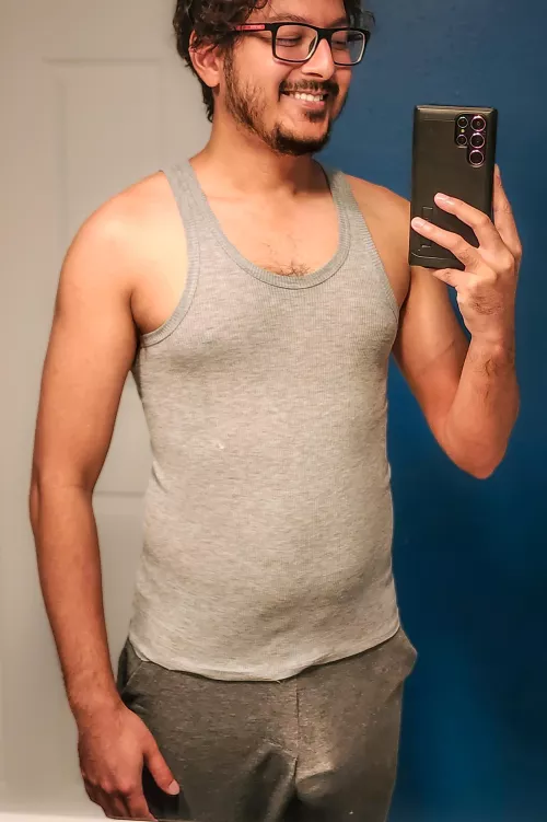 Do I look ready for a run? by LeafyGreenWild