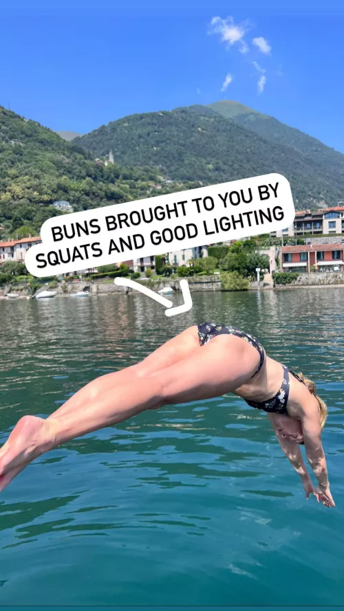 Elizabeth Banks by Accomplished-Ad_1090