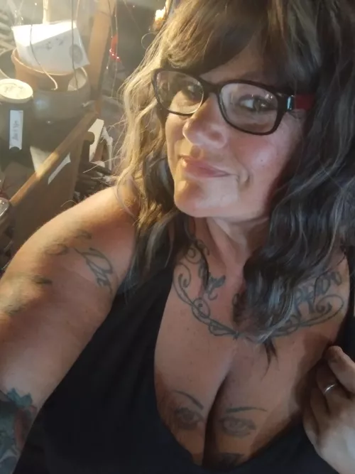 Great lighting at this shop! by Bunker__Punch