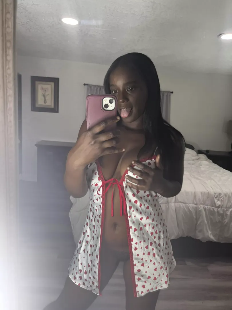 Happy Wednesday posted by Divinecumslutbackup