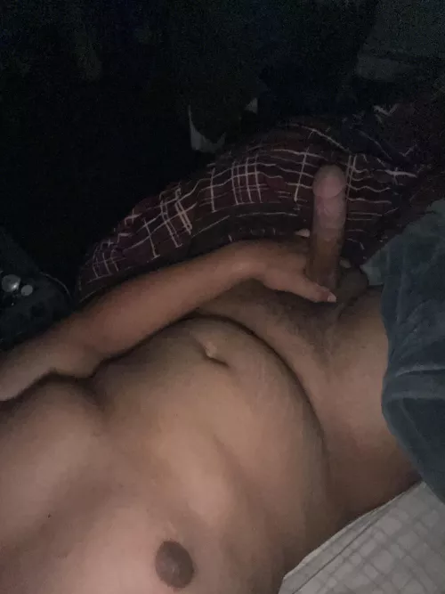 How big do you think it is? by GreenGem400709