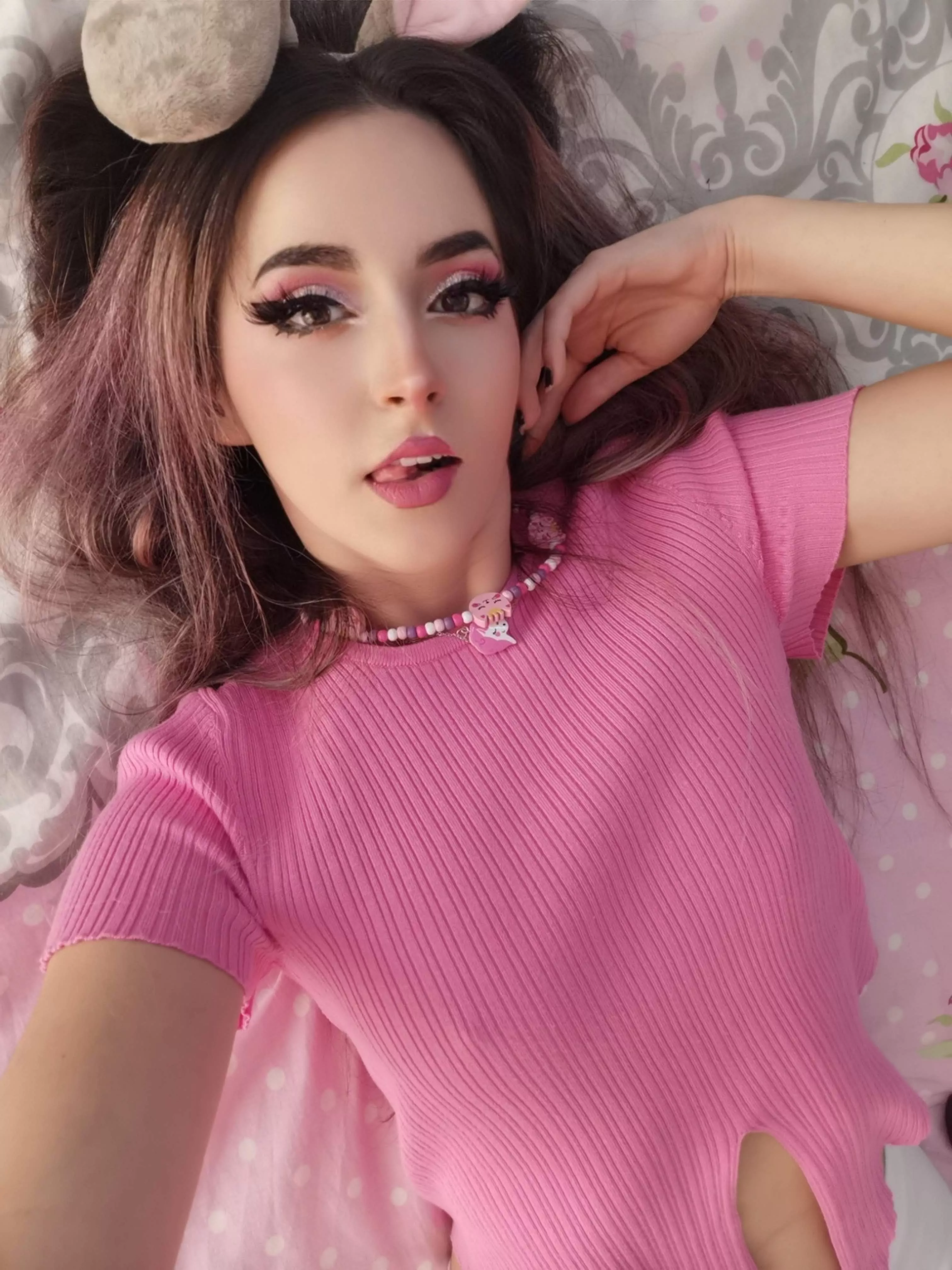 I'm just a playful girl posted by miremi137