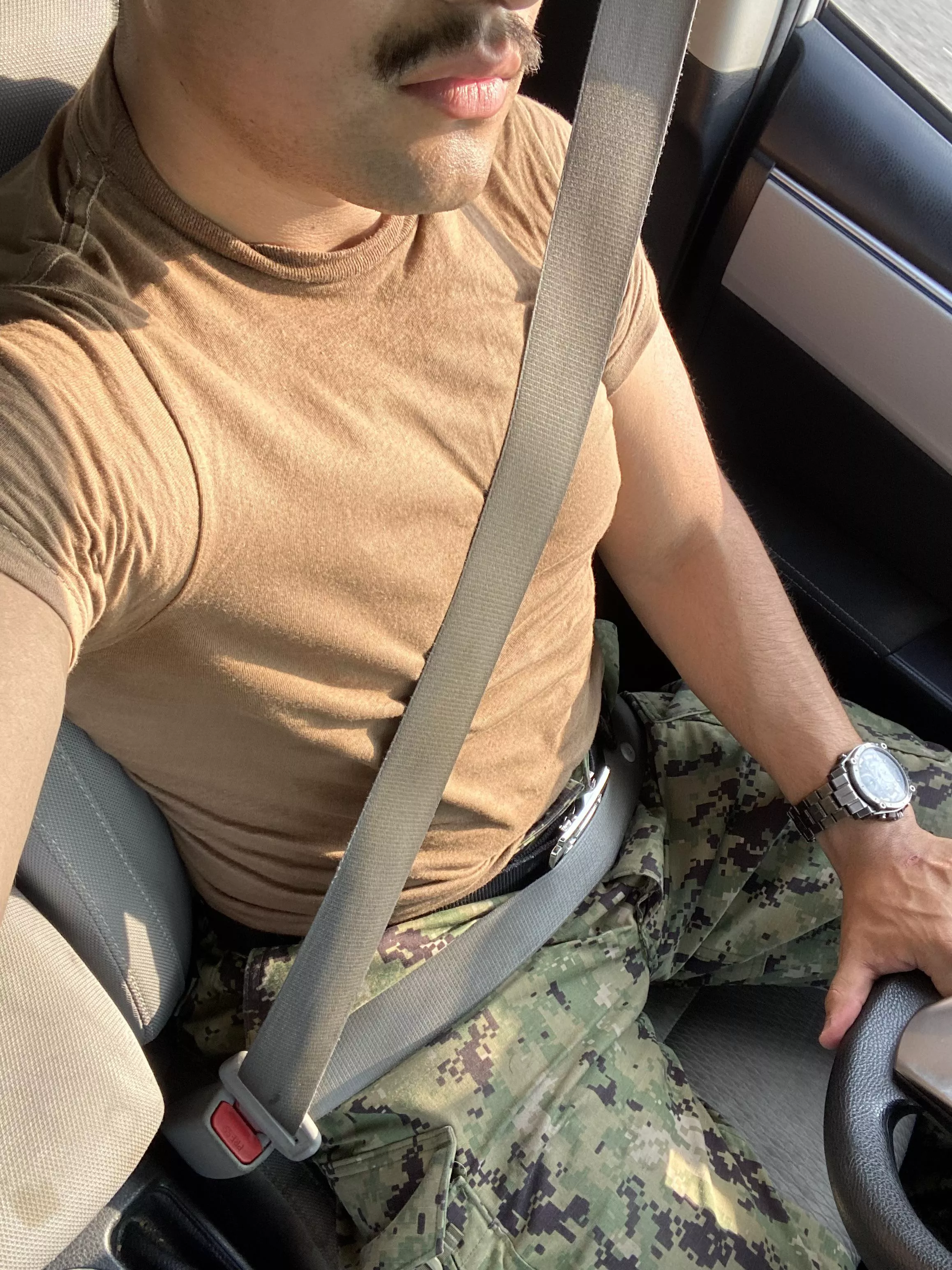 Little sweaty post work pic. Who wants to give me hand to clean me up? posted by Amazing_sailor