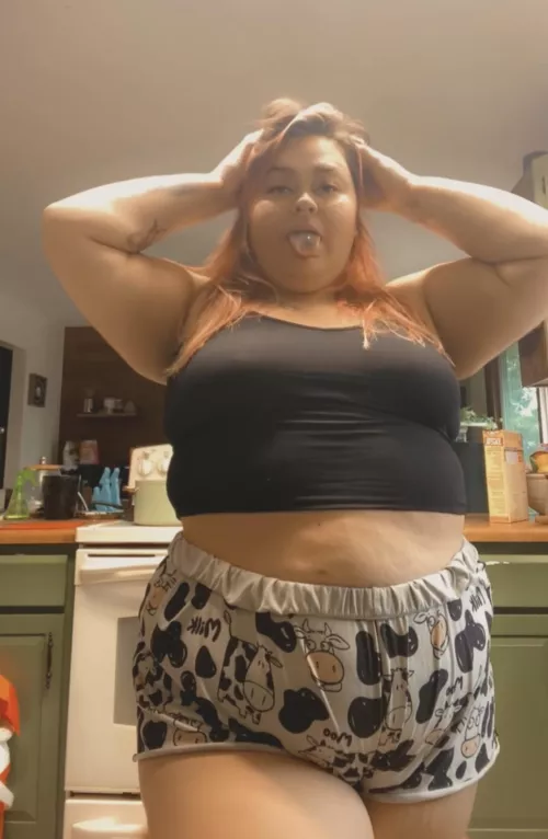 Moo 🐮 by Darlingbeshyyy