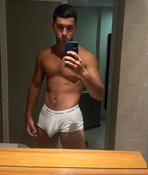 Type ”yes,sir” if you’d worship my bulge by UkranianAlphA
