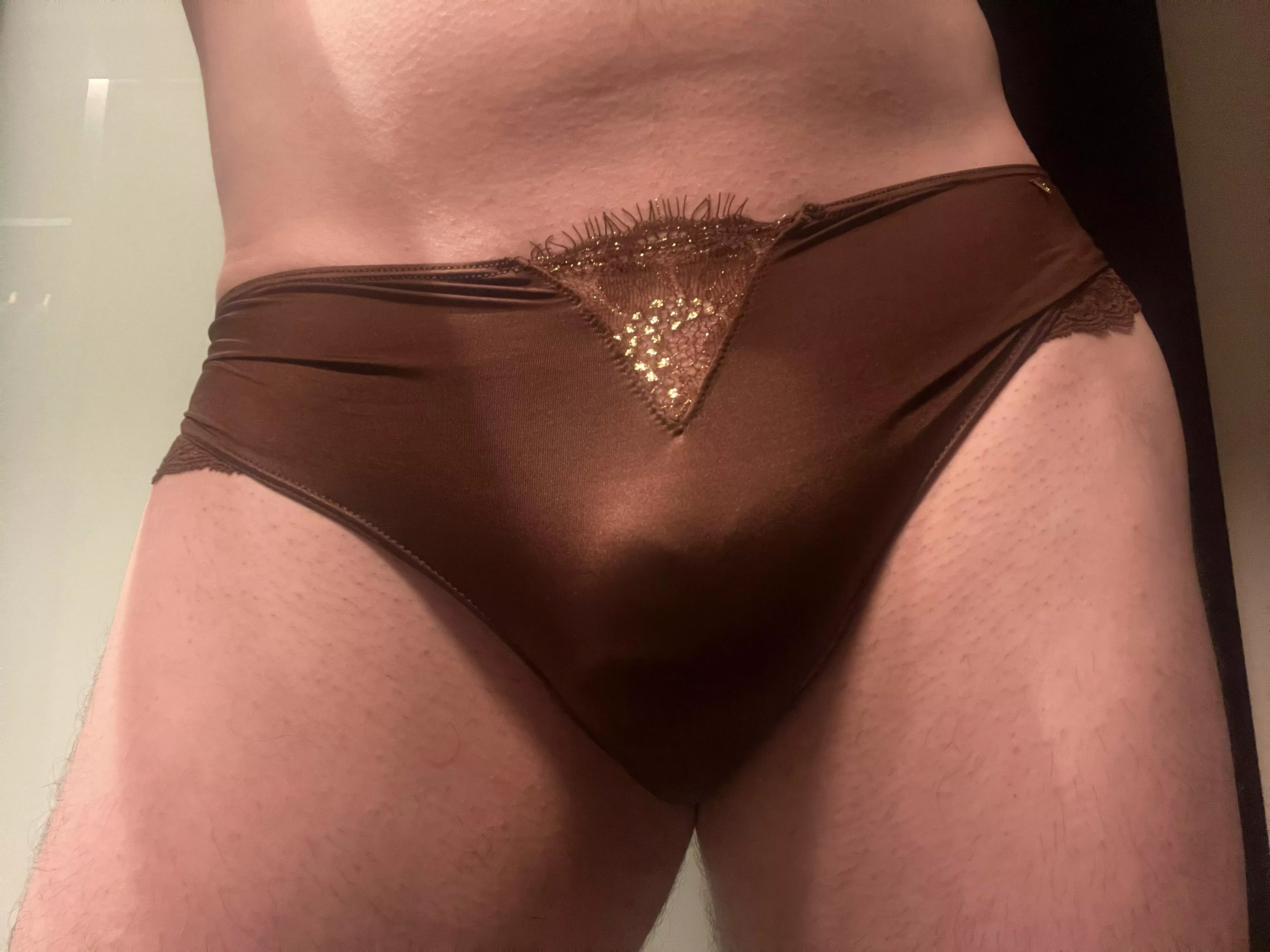 Wearing these to bed, wanna cum tuck me in? posted by nylonphile