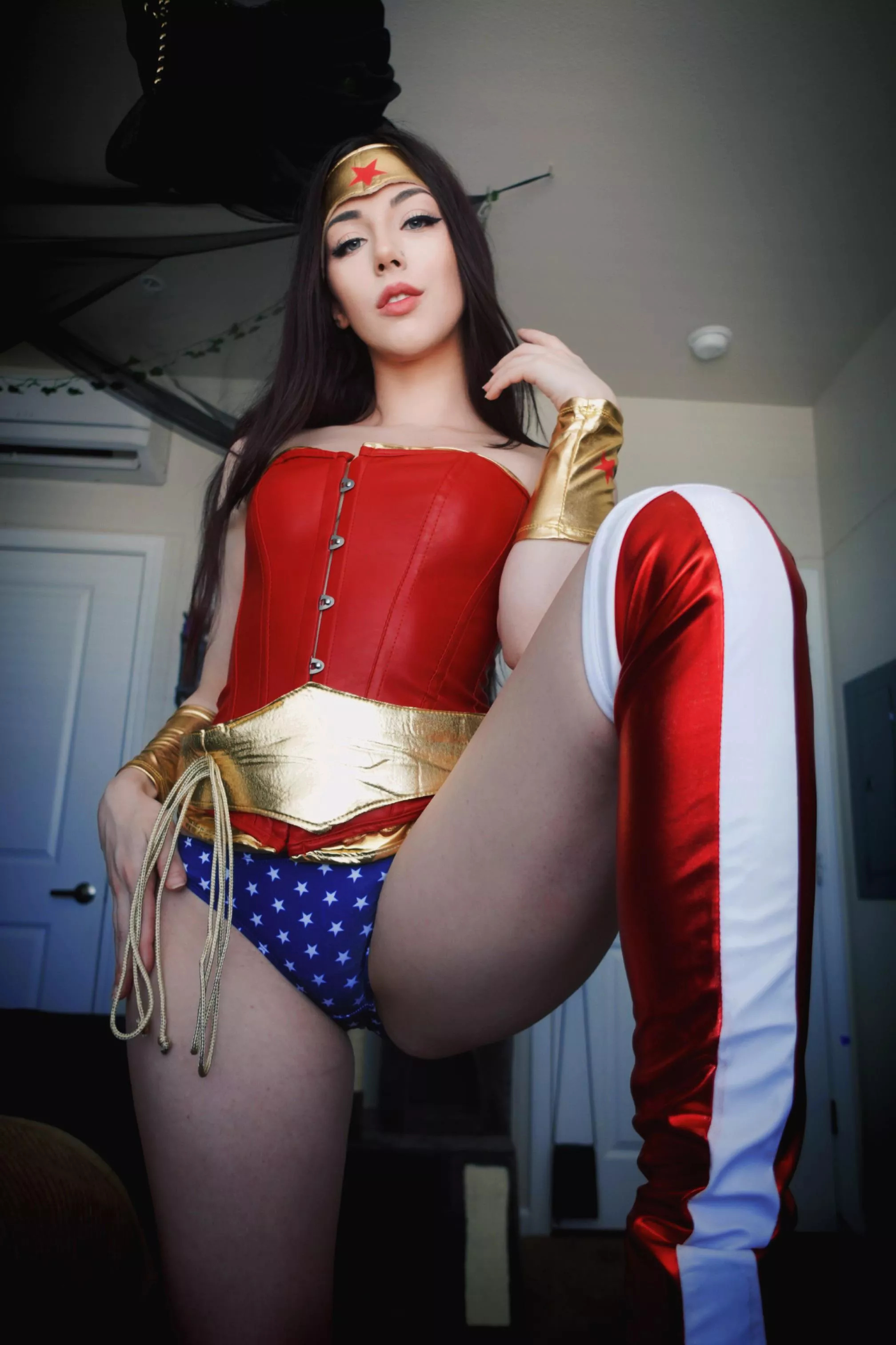 Wonder Woman costest - by ibetheGrimm posted by xLilGrimm