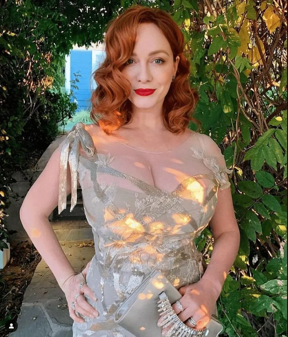 Christina Hendricks posted by PeaSelect1140
