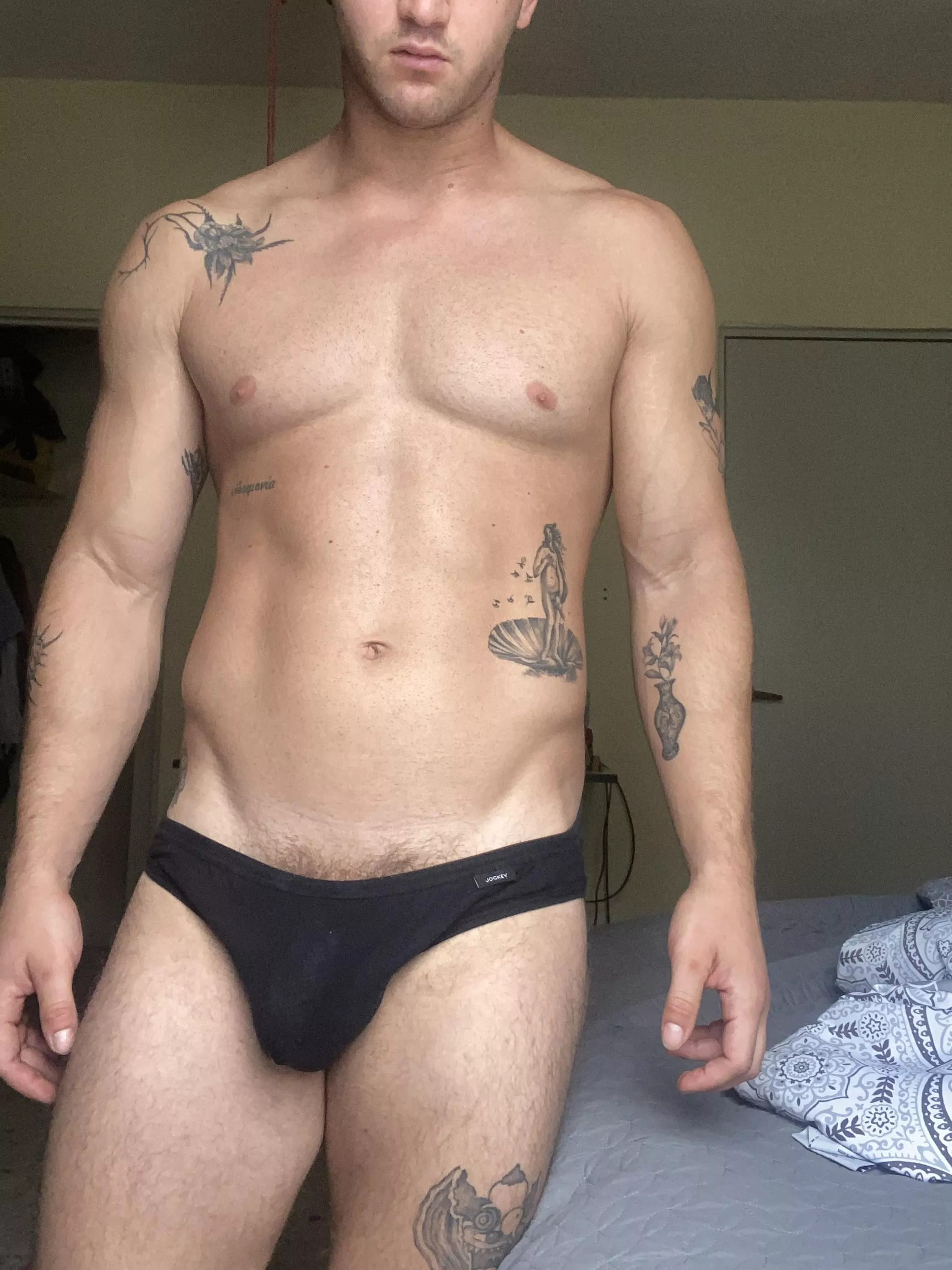 Comfy undies posted by Fickle-Sprinkles-359