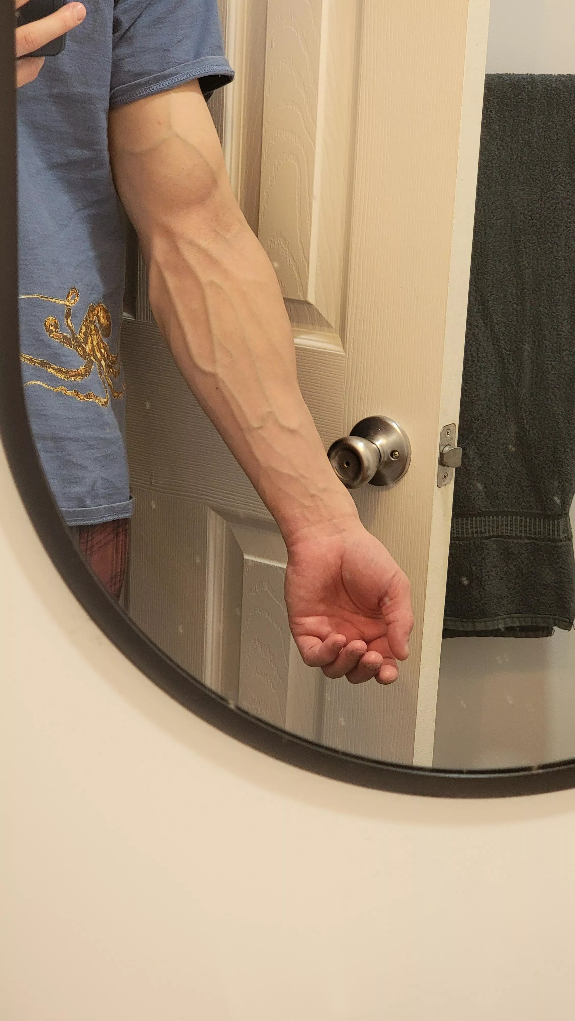 Excuse the dirty mirror posted by natehazel