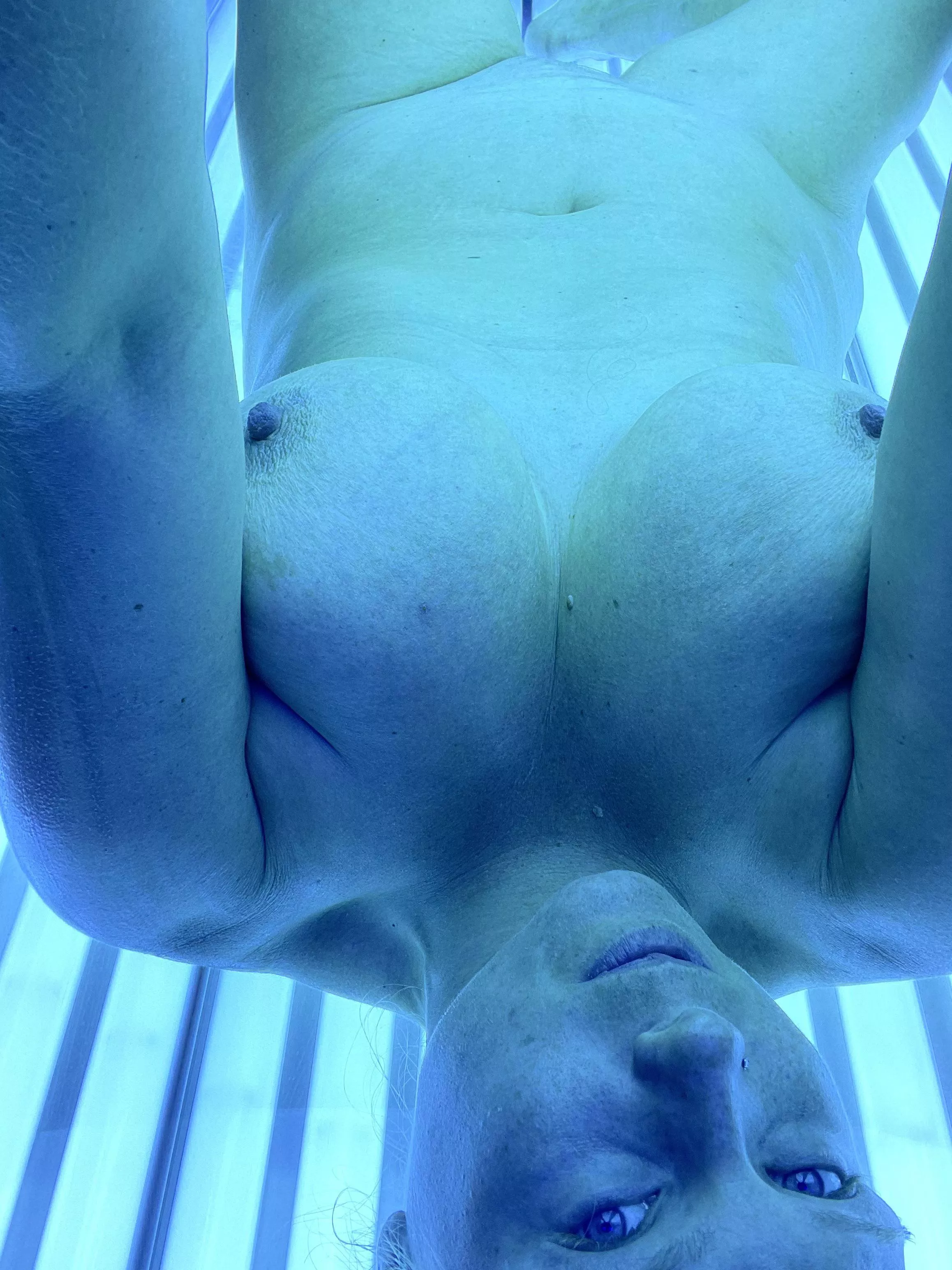 Getting ready for tonight. posted by Want2watchmexX