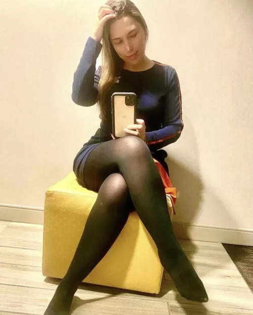 Island girl by arrayoutofbounds