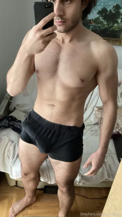 It's barely holding in by verysaddumbdude