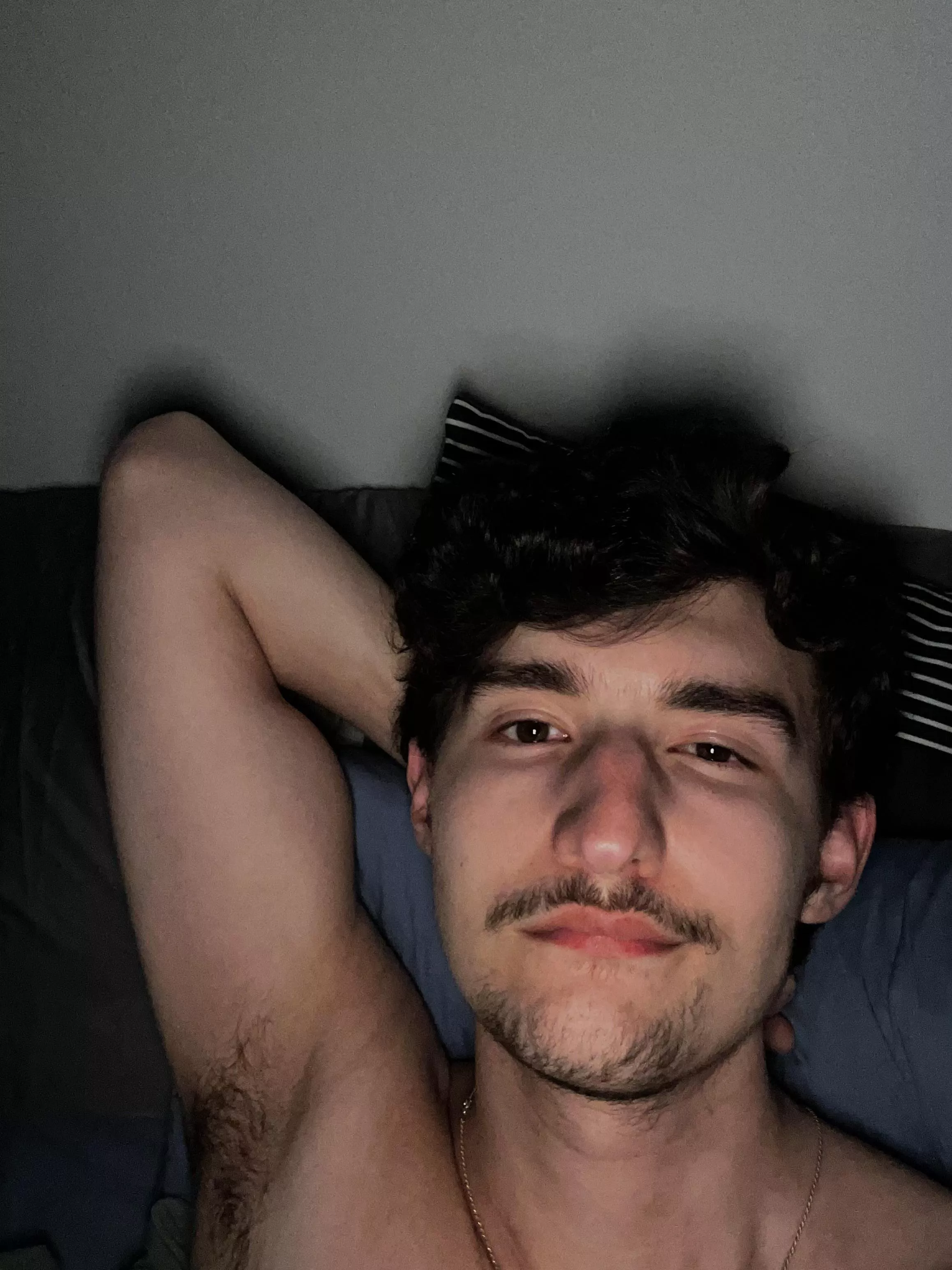 Love chillin in bed posted by themilkman430