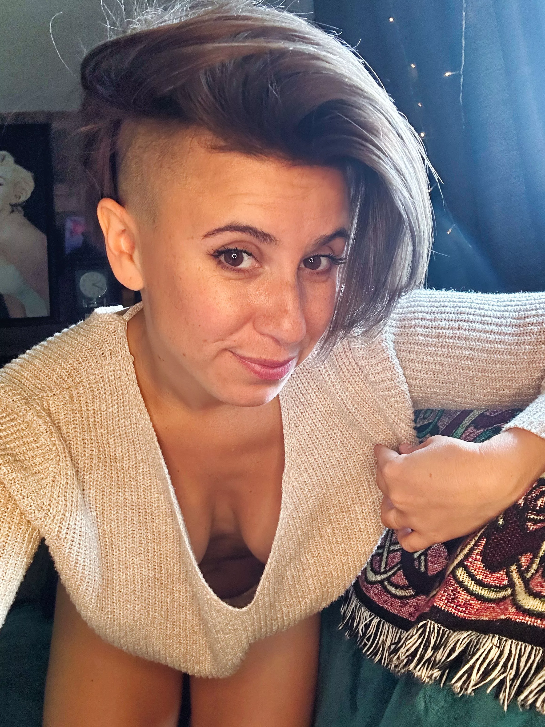 Love lazy days relaxing at home posted by WrennRoy