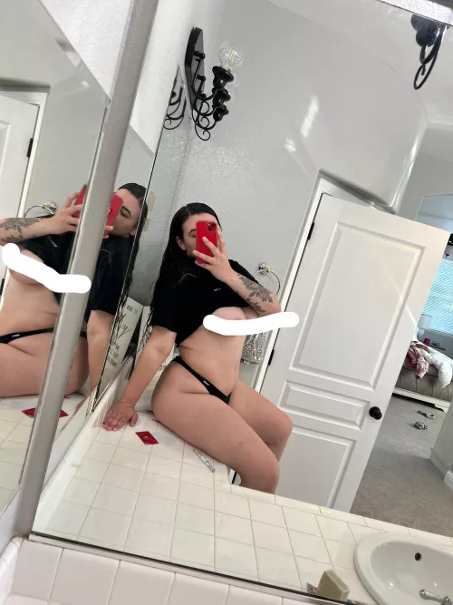 Luv my body 🫶🏼 by ChieferQueefer