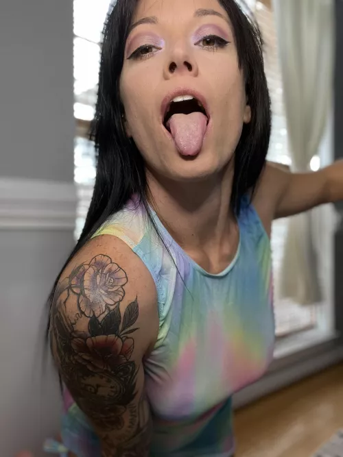 Opened wide for you daddy😈 by Athomewithember