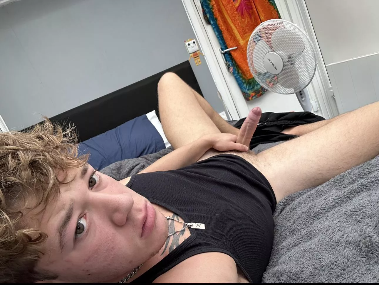 What do you think of me? posted by CJX0-
