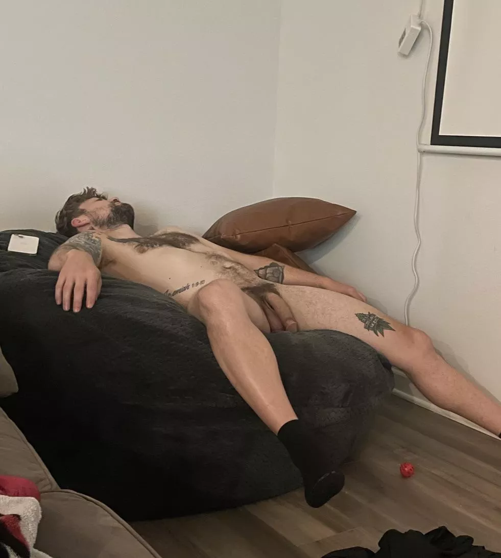 Why is everyone against socks posted by Historical_Doubt508