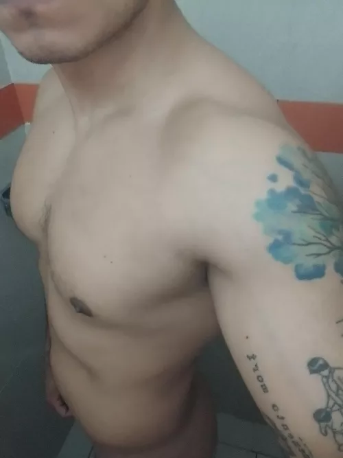 [31] ... by Square-Rest-941