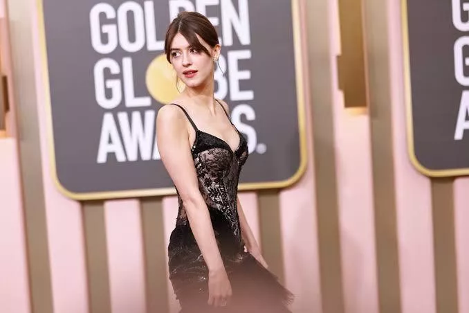 Daisy Edgar-Jones posted by mystic_maelstrom