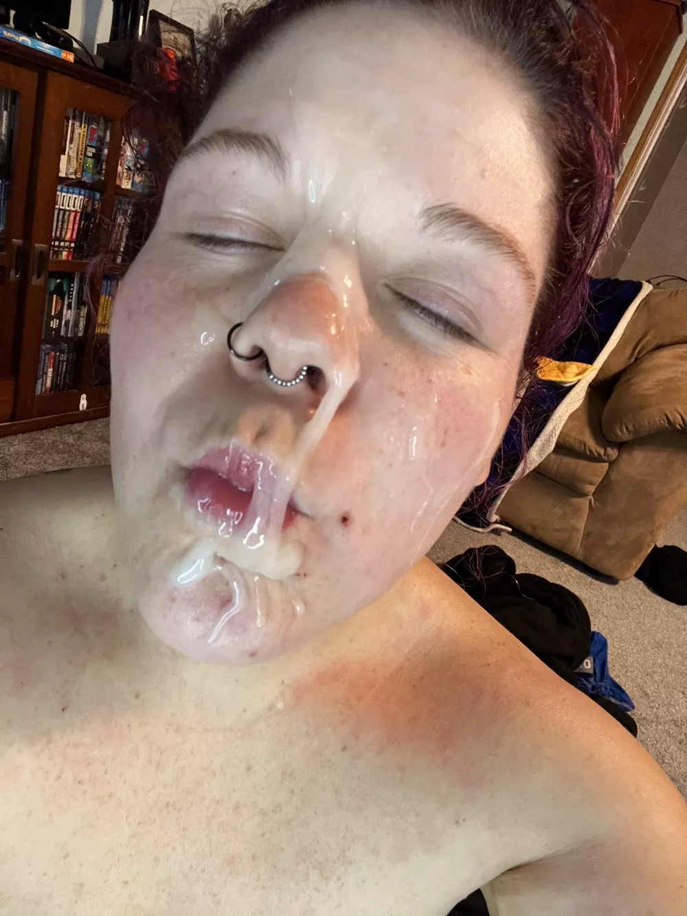 Give me a kiss :* posted by Kindlenark