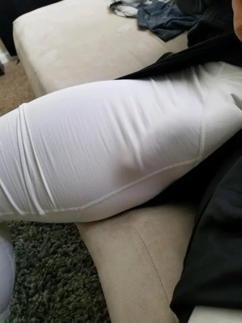 Let me know if you would notice this bulge while working out in the gym by PRIAPUSLONG