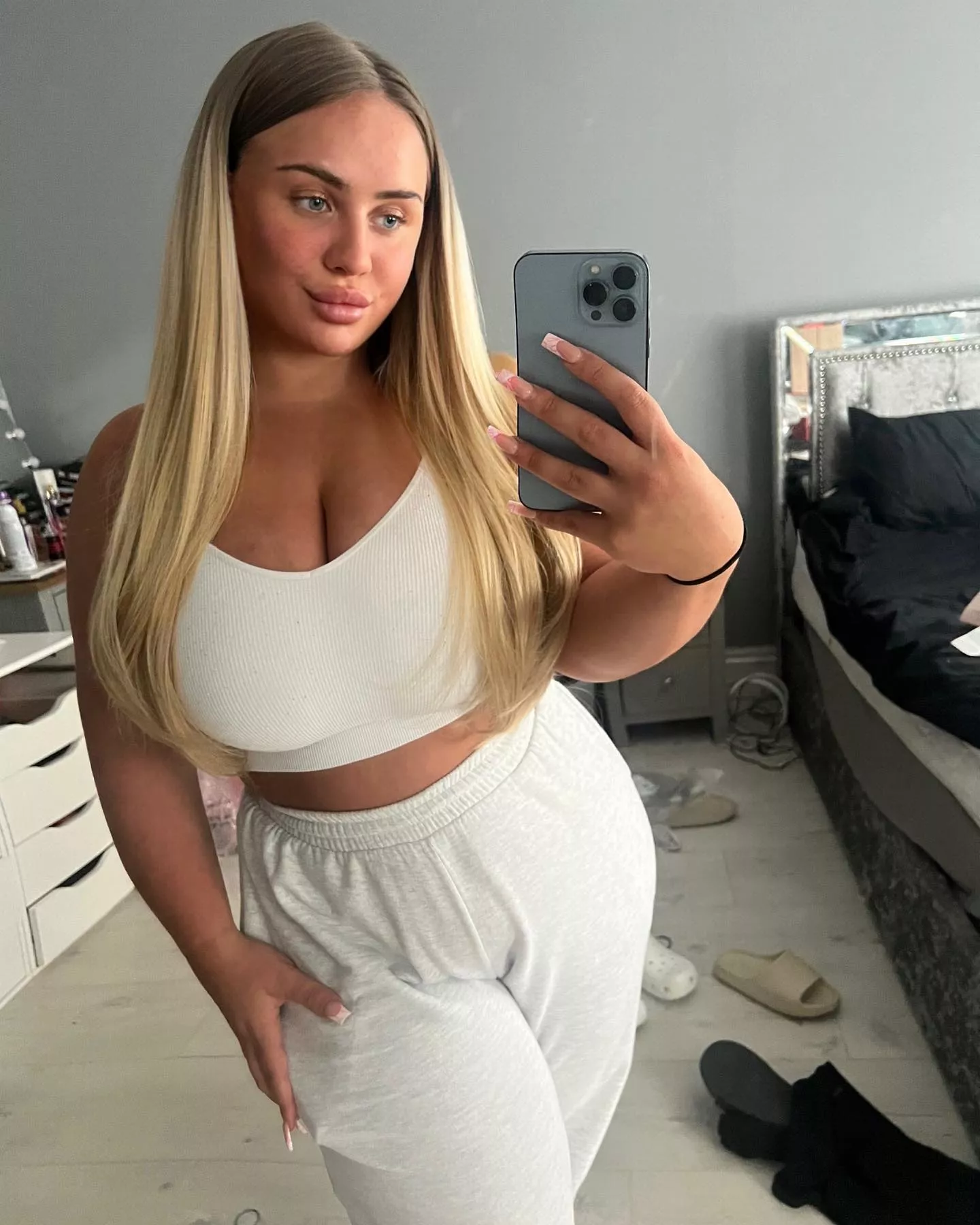 Molly's Big Tits posted by DAYBOI_ALEX