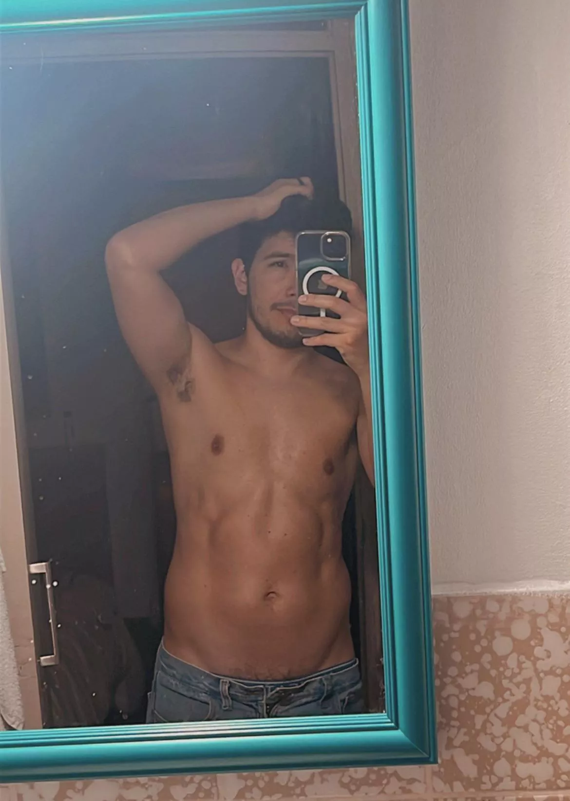 Buenas tardes posted by yeizi28