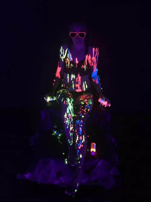 getting wet and messy with UV reactive paint by EvilEvieK
