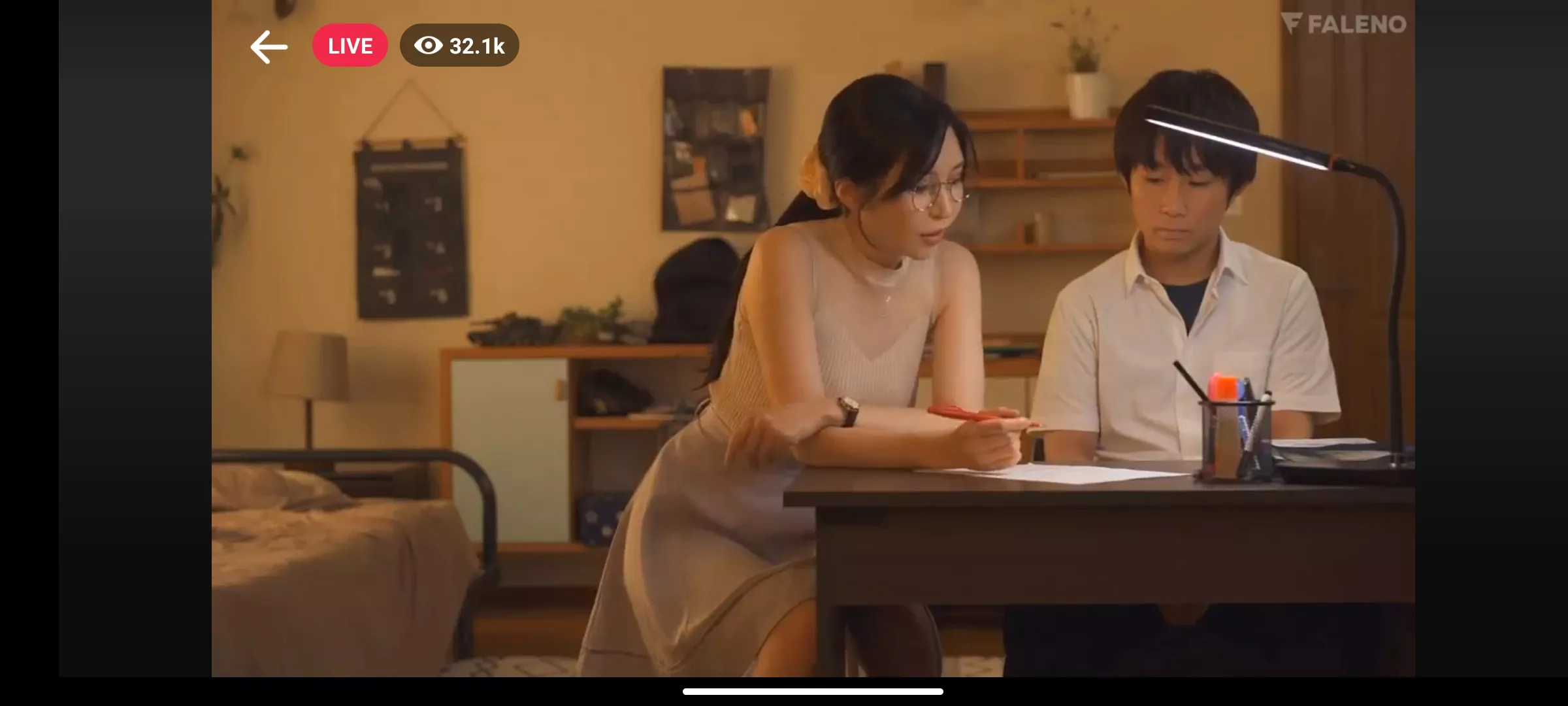 Help on code or actress posted by Suspicious-Advance35