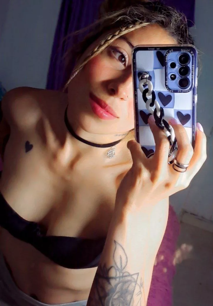 I know you're looking down there, you can come in closer to see posted by mcamilove