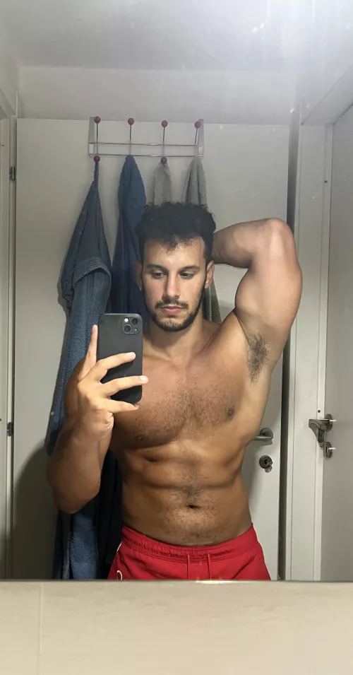 Sniff the ALPHA MAN by Own-City-1936