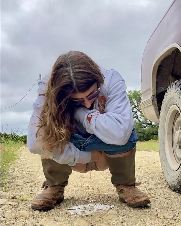 A little roadside relie[f] posted by saturnbiscuit