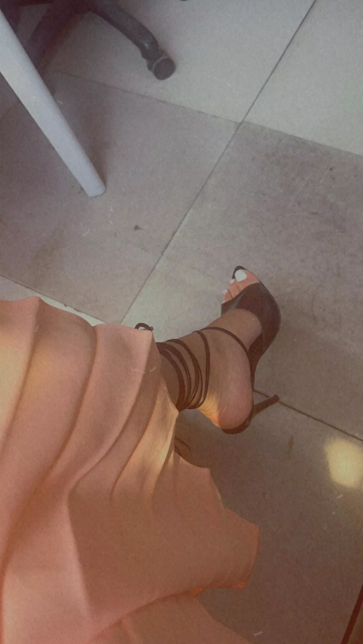 Black heels posted by Darkvampy14