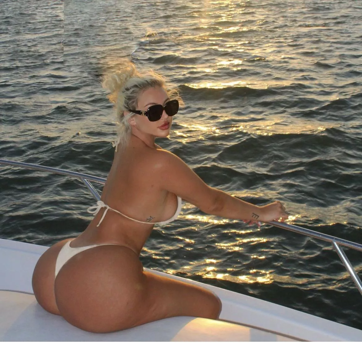 Is there such thing as too much ass? posted by meakelena