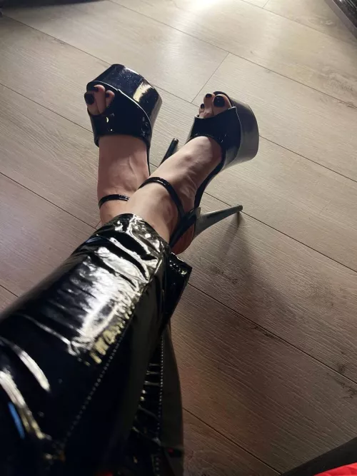Love these heels by BadAssBitchVIP
